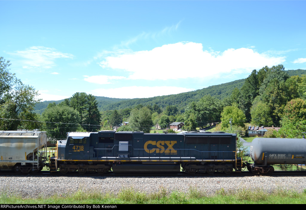 CSX 4718